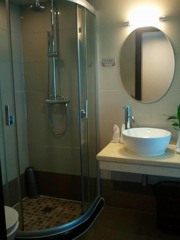 Lutianhua Hotel Csengtu Szoba fotó